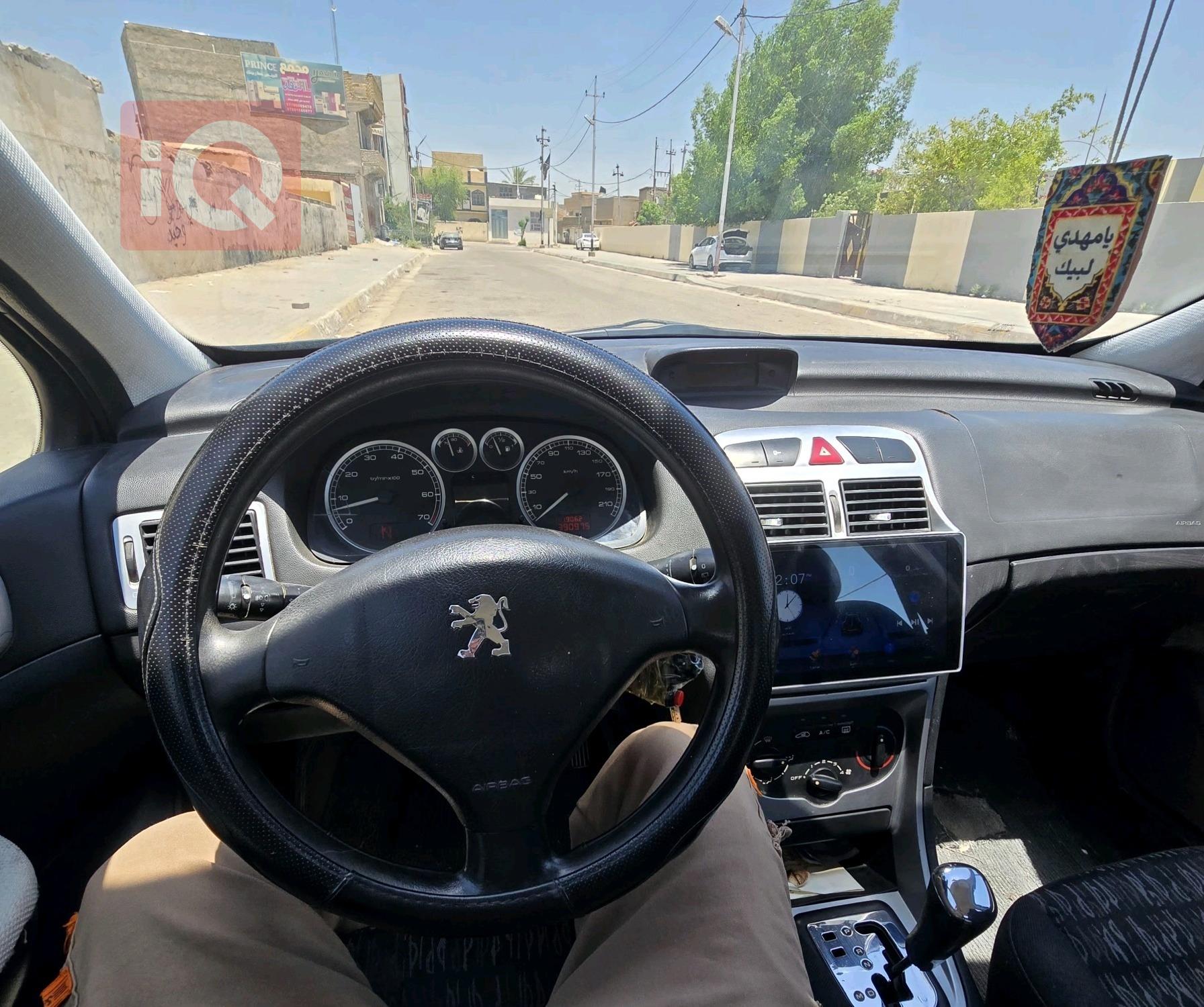 بيجو 307